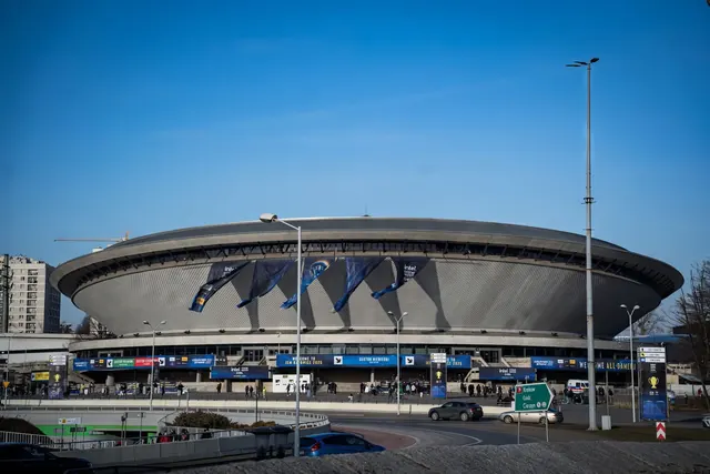 Suuri areena, jossa järjestetään e-urheilutapahtumia